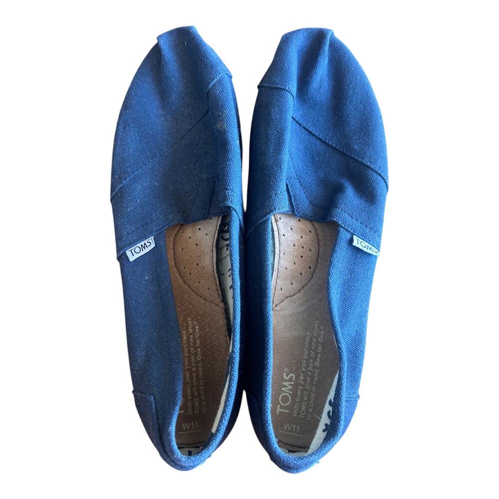 Tom’s Navy Blue Slip on Canvas shoes